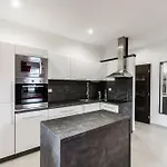 Benesova 6 Maison d'hôtes 4*